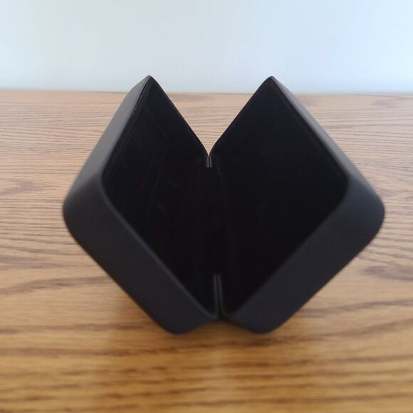 DKNY Black Hard Shell Hinged Glasses Case Replacement Eye Glasses Readers Case - Picture 7 of 11